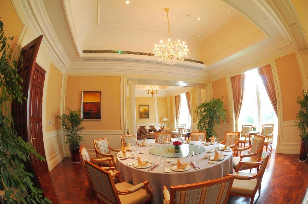 Greentown Shanghai Rose Garden Resort ภายนอก รูปภาพ
